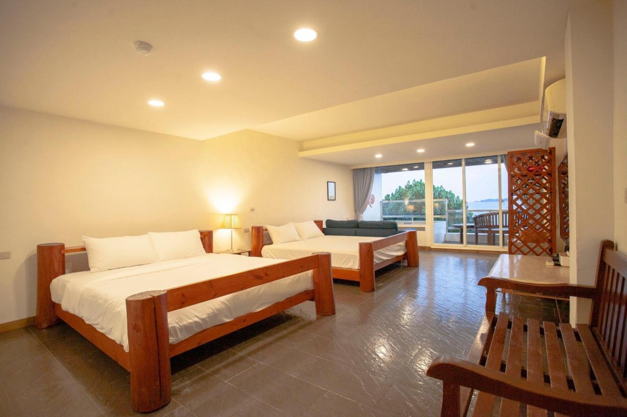 Far Falla Hotel Nanwan Bagian luar foto
