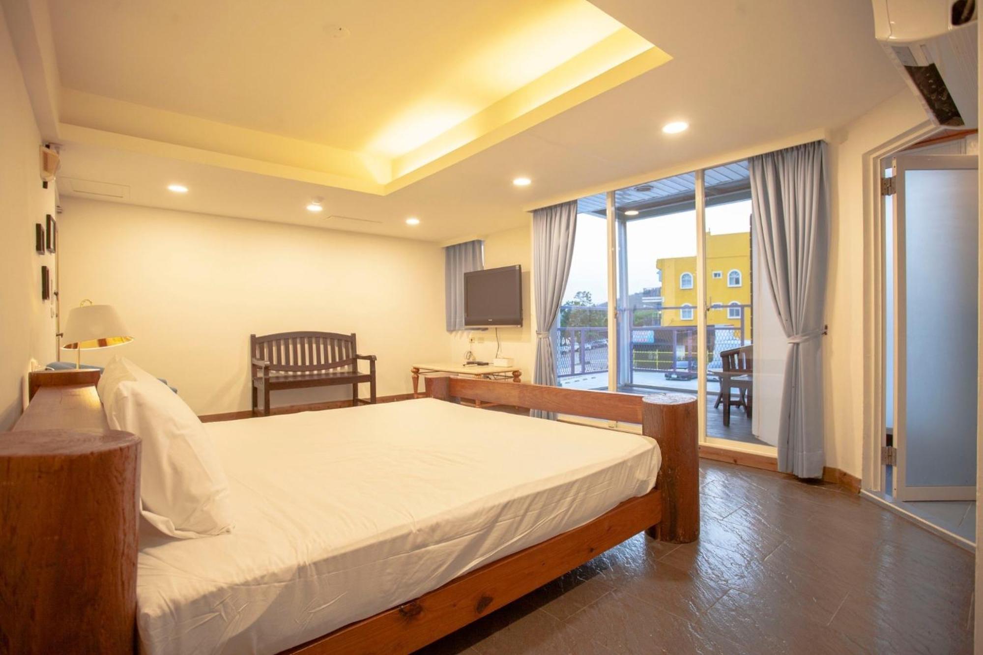 Far Falla Hotel Nanwan Bagian luar foto