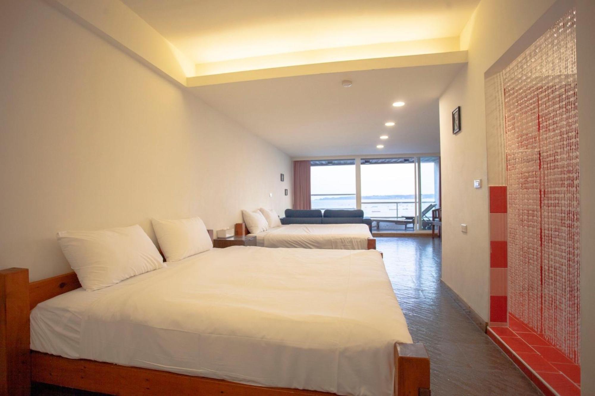 Far Falla Hotel Nanwan Bagian luar foto