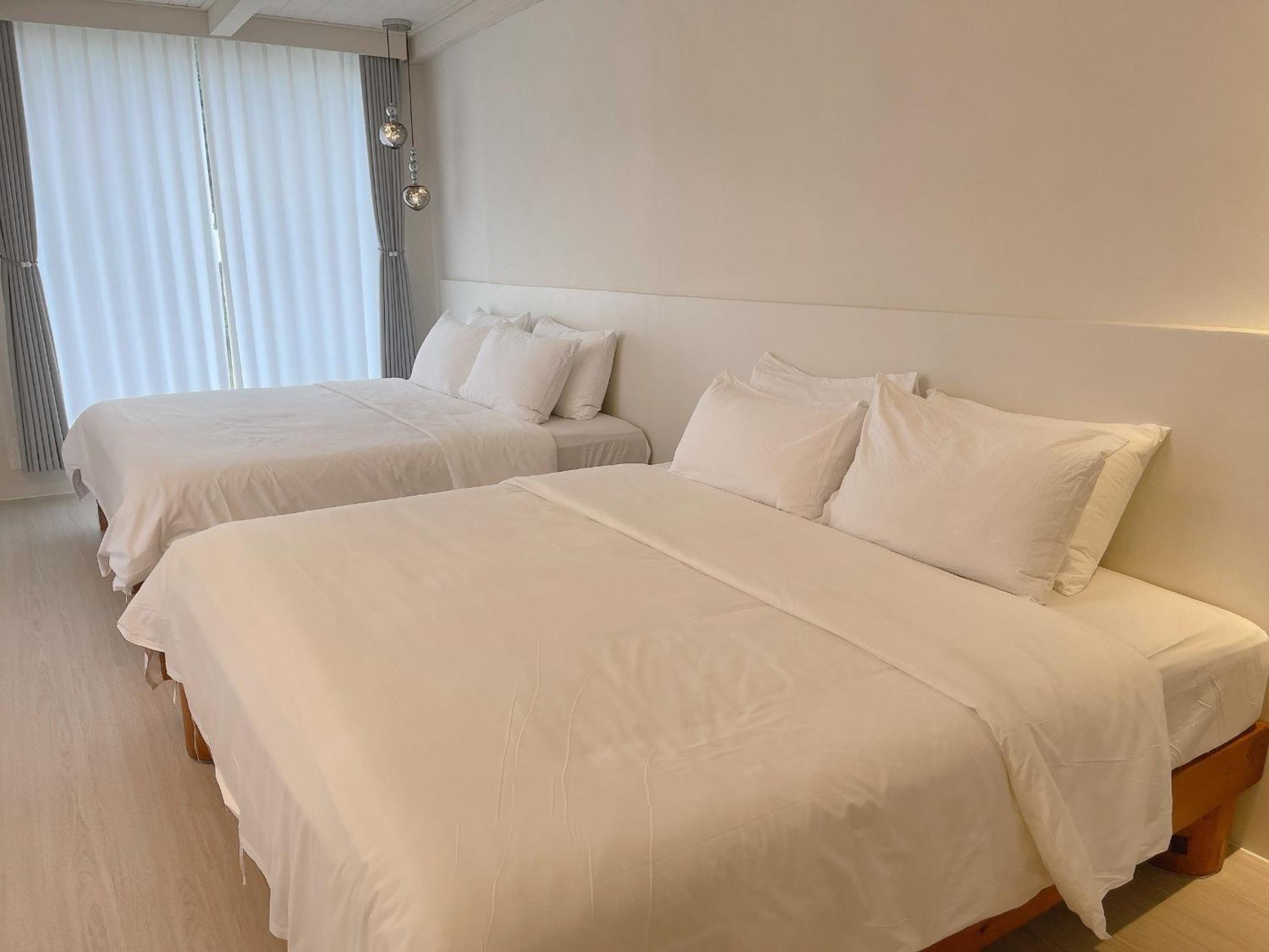 Far Falla Hotel Nanwan Bagian luar foto