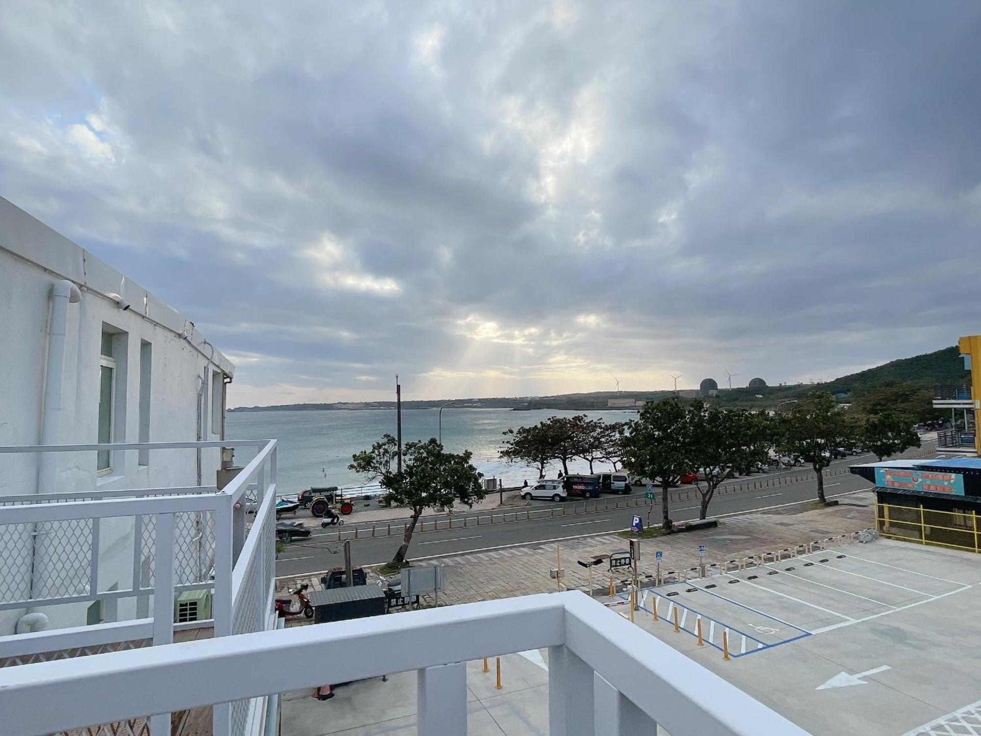 Far Falla Hotel Nanwan Bagian luar foto