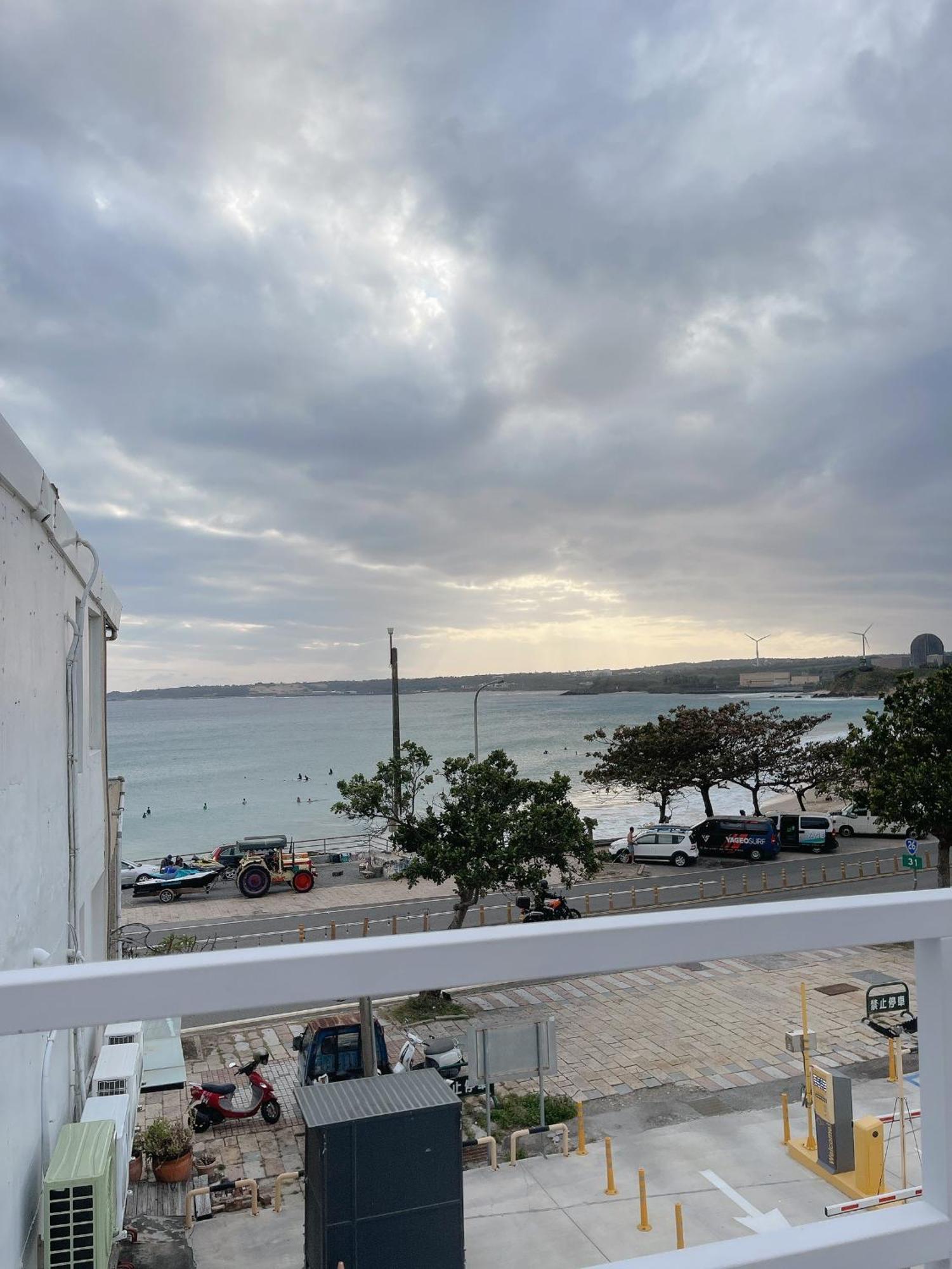 Far Falla Hotel Nanwan Bagian luar foto